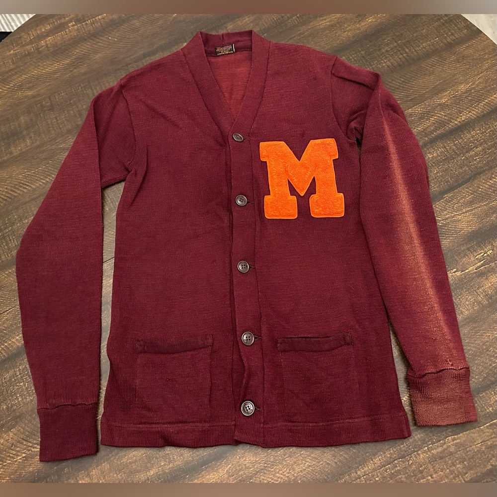 VTG 50’s/60’s Wilson’s Letterman Sweater-28.5x17.5-(Men’s Small) Made in USA